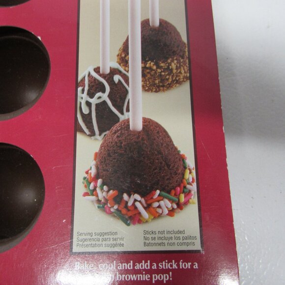 NWT! Wilton Brownie Pop Silicone Mold with Cookie Sticks, 20ct - Picture 3 of 3